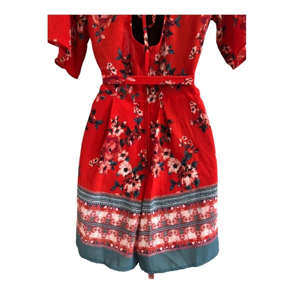 Trixxi red floral wrap front open back cutout belted short romper size medium - Picture 9 of 15